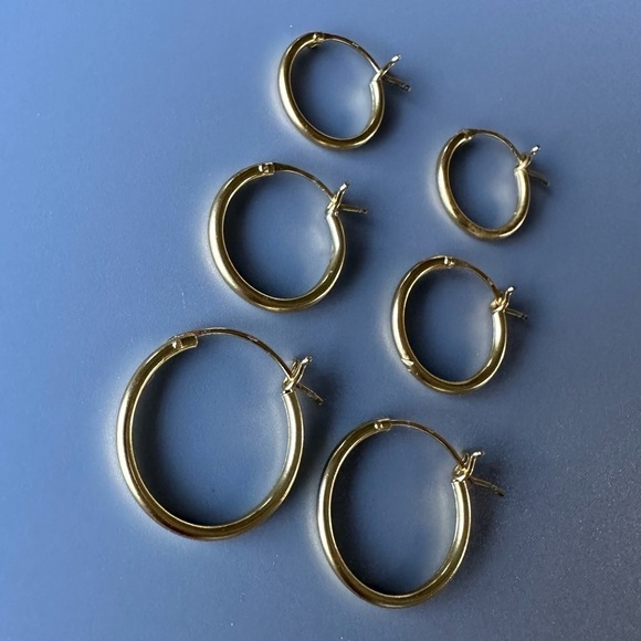 Gold Hoop Earrings Set - Picture 5 of 10